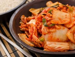 Mengenal Budaya Makan Kimchi di Korea Selatan: Lebih dari Sekadar Makanan Pendamping