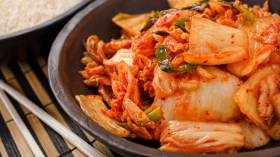 Mengenal Budaya Makan Kimchi di Korea Selatan: Lebih dari Sekadar Makanan Pendamping